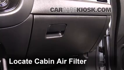 2016 Mitsubishi Outlander SE 2.4L 4 Cyl. Filtre à air (intérieur) Changement